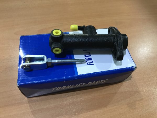 kantrans Forklift parts Sri lanka TCM Master pump